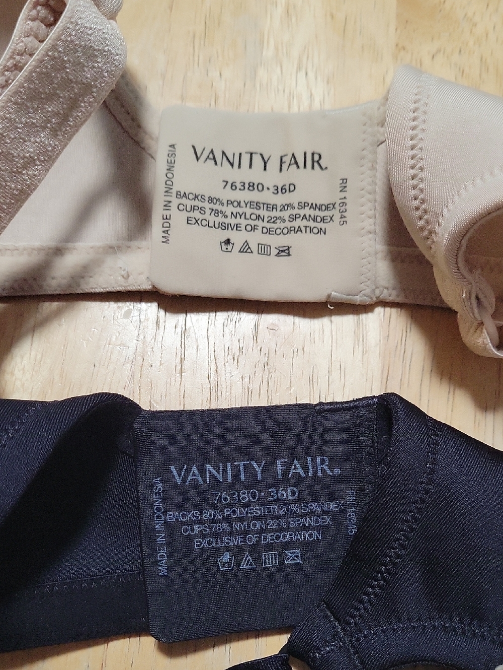Set Of 2 Vanity Fair Beauty Back Full Coverage Bras 36D - Picture 3 of 12